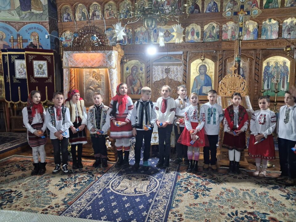 „Colindătorii” – proiect educațional de suflet, în lumina Sfintelor Sărbători