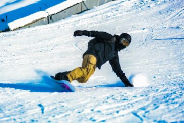 Cum să alegi pantalonii de snowboard?