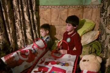 Daruri de Crăciun de la tinerii social-democrați pentru copii și vârstnici din familii necăjite