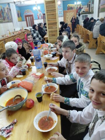 „Colindătorii” – proiect educațional de suflet, în lumina Sfintelor Sărbători