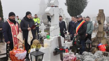 Fălticeniul și-a comemorat eroii martiri ai Revoluției din Decembrie 1989