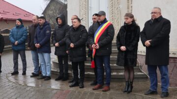 Fălticeniul și-a comemorat eroii martiri ai Revoluției din Decembrie 1989