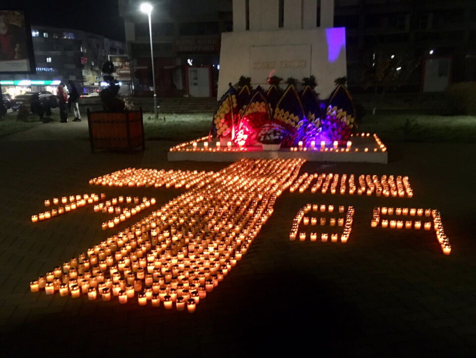 Fălticeniul și-a comemorat eroii martiri ai Revoluției din Decembrie 1989