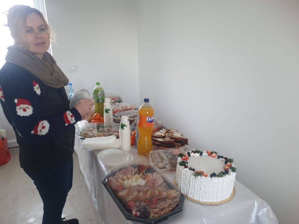 Evenimentul caritabil „Și tu poți fi Moș Crăciun”, ediția a XIII-a, la Câmpulung Moldovenesc. Sfințirea centrului „Theraspa Bucovina”