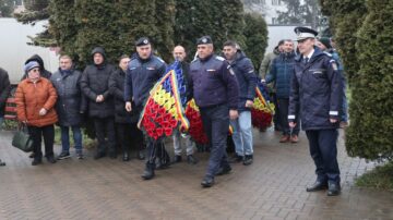 Fălticeniul și-a comemorat eroii martiri ai Revoluției din Decembrie 1989