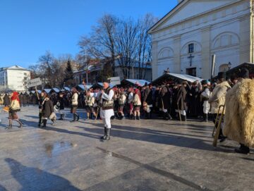 Suceava a găzduit și anul acesta cel mai mare festival de datini și obiceiuri de iarnă din țară, urmărit de mii de suceveni și turiști