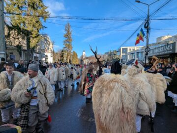 Suceava a găzduit și anul acesta cel mai mare festival de datini și obiceiuri de iarnă din țară, urmărit de mii de suceveni și turiști