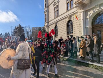 Suceava a găzduit și anul acesta cel mai mare festival de datini și obiceiuri de iarnă din țară, urmărit de mii de suceveni și turiști