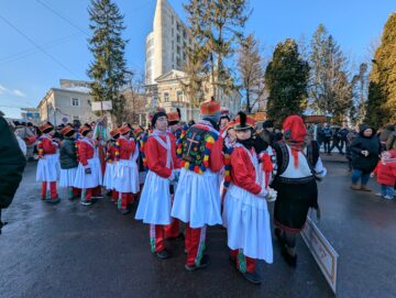 Suceava a găzduit și anul acesta cel mai mare festival de datini și obiceiuri de iarnă din țară, urmărit de mii de suceveni și turiști
