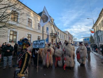 Suceava a găzduit și anul acesta cel mai mare festival de datini și obiceiuri de iarnă din țară, urmărit de mii de suceveni și turiști
