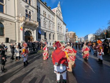 Suceava a găzduit și anul acesta cel mai mare festival de datini și obiceiuri de iarnă din țară, urmărit de mii de suceveni și turiști