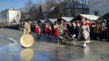 Suceava a găzduit și anul acesta cel mai mare festival de datini și obiceiuri de iarnă din țară, urmărit de mii de suceveni și turiști
