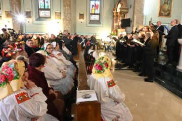 Colinde vechi, rar întâlnite, interpretate la Festivalul Bucovinean al Colindelor