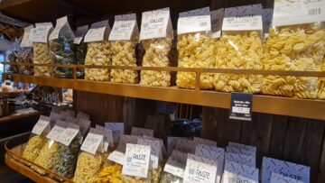 Restaurantul Bucovina și Cămara Bucovinei, redeschise în centrul municipiului Câmpulung Moldovenesc