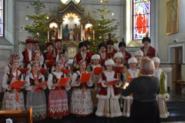 Colinde vechi, rar întâlnite, interpretate la Festivalul Bucovinean al Colindelor