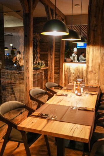 Restaurantul Bucovina și Cămara Bucovinei, redeschise în centrul municipiului Câmpulung Moldovenesc