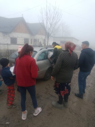 300 de copii au primit daruri din partea Asociației RYMA, în cadrul campaniei „Cutia lui Moș Crăciun”