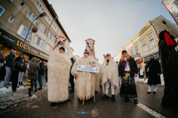 Mii de participanți la Vatra Dornei la cel mai frumos festival de datini și obiceiuri din Bucovina