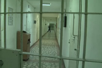 16 ani de închisoare pentru o mamă care și-a omorât copilul abia născut 16 ani de închisoare pentru o mamă care și-a omorât copilul abia născut