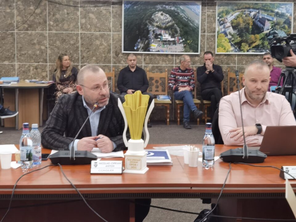 Gală de premiere a celor cu rezultate deosebite în învățământ, la Suceava, de anul viitor