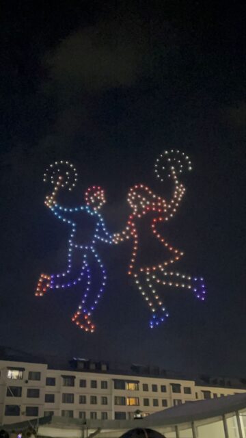 Primul Revelion fără artificii, dar cu spectacol de drone, la trecerea în anul cu cele mai mari scumpiri de taxe și impozite