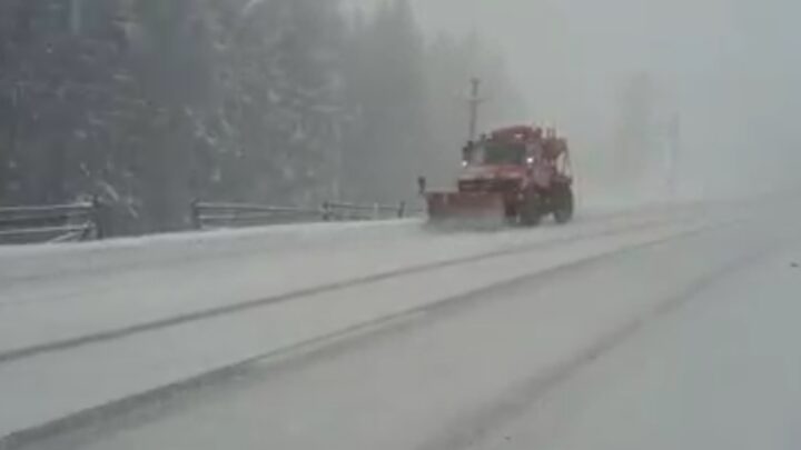 Ore de deszăpezire tăiate pentru operatorul de pe tronsonul Breaza – Izvoarele Sucevei