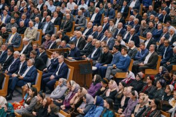 Reuniune istorică a comunității penticostale din Vicovu de Sus, după aproape 50 de ani, în una dintre cele mai mari biserici din Europa