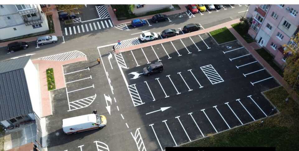 Prima parcare de domiciliu scoasă la licitație va fi cea de pe strada Păcii. Pentru a participa, sucevenii trebuie să aibă plătită inclusiv taxa la cimitir