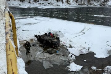Soția și doi dintre copiii preotului Cozma, răniți ieri la Vatra Dornei, sunt în continuare în stare foarte gravă, cu „evoluție impredictibilă”