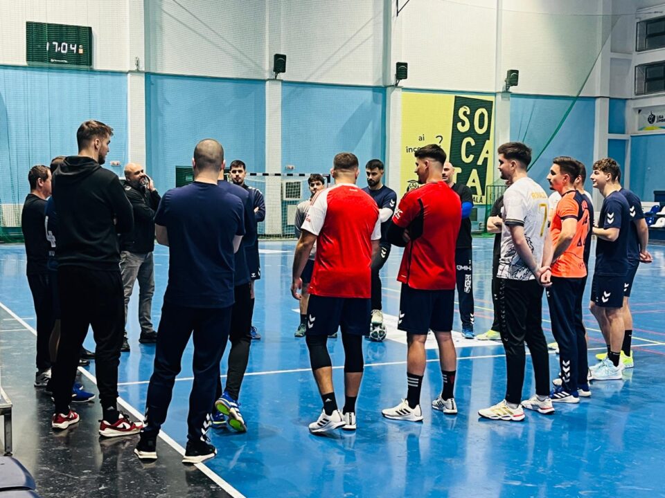 Universitarii s-au reunit fără cei șase jucători plecați la loturile naționale