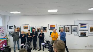 Membrii Clubului Fotografilor Suceveni au expus la Galeria de artă „Zamca”. „Între clipă și tăcere”
