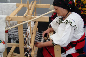 „Şcoală practică de ţesătorie”