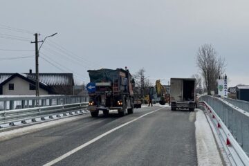 Podul de la Praxia, redeschis circulației luni, de la ora 12.00
