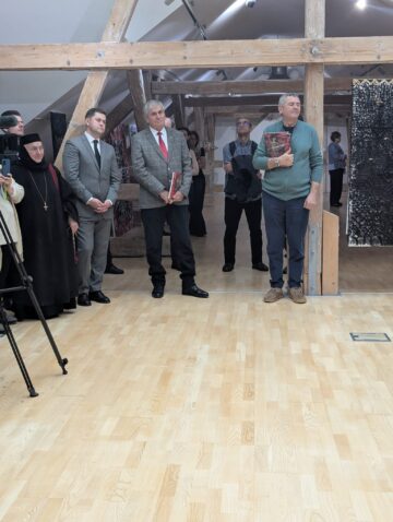 „Amprenta” pictorului și restauratorului Dinu Săvescu, pe simezele Muzeului de Istorie Suceava