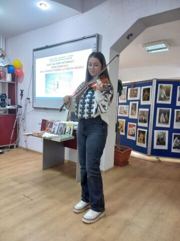 Spectacolul “Mihai Eminescu – de la muzica poeziei la poezia muzicii”, la Colegiul Tehnic “Mihai Băcescu”