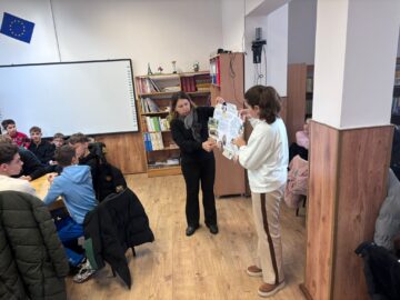 Eminescu în sufletul copiilor – activități culturale-omagiale la Liceul Teoretic „Iorgu Vârnav Liteanu”