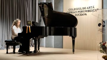 „Eminescu între clape şi metafore”, recital de pian şi poezie, la Colegiul de Artă Suceava
