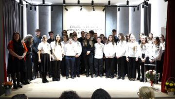 „Eminescu între clape şi metafore”, recital de pian şi poezie, la Colegiul de Artă Suceava