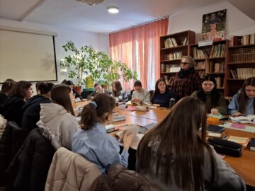 Activități dedicate poetului național, la Colegiul „Mihai Eminescu”, desfășurate în colaborare cu biblioteca școlii