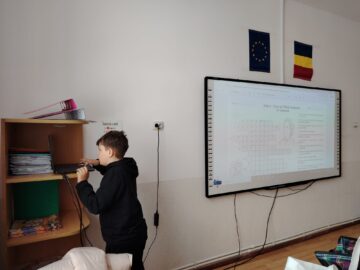 Eminescu în sufletul copiilor – activități culturale-omagiale la Liceul Teoretic „Iorgu Vârnav Liteanu”