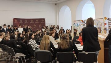 Omagiu adus culturii naționale la Colegiul Național „Eudoxiu Hurmuzachi”