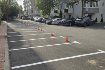 Parcări de domiciliu de pe strada Păcii