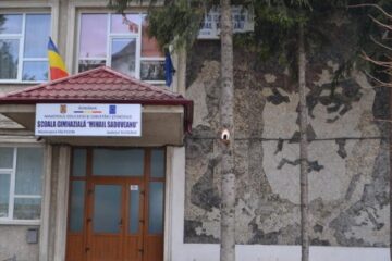 Episod violent între doi elevi ai Școlii „Mihail Sadoveanu” Fălticeni