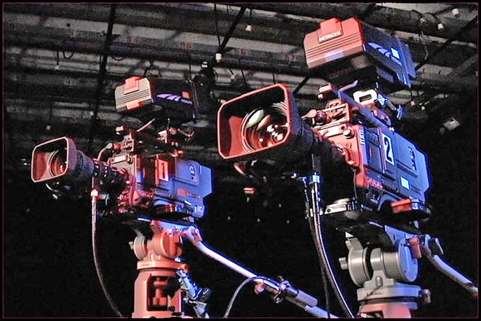 „Despre lumea televiziunilor de ştiri” (2) „Despre lumea televiziunilor de ştiri” (2)