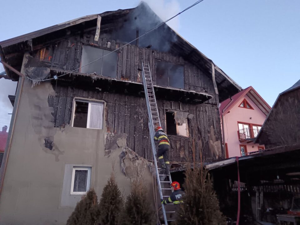 A treia alarmă a venit la ora 5.00 dimineață, de la Putna