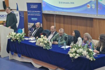 Specialiștii în educație discută soluții pentru integrarea elevilor cu cerințe speciale în școala de masă