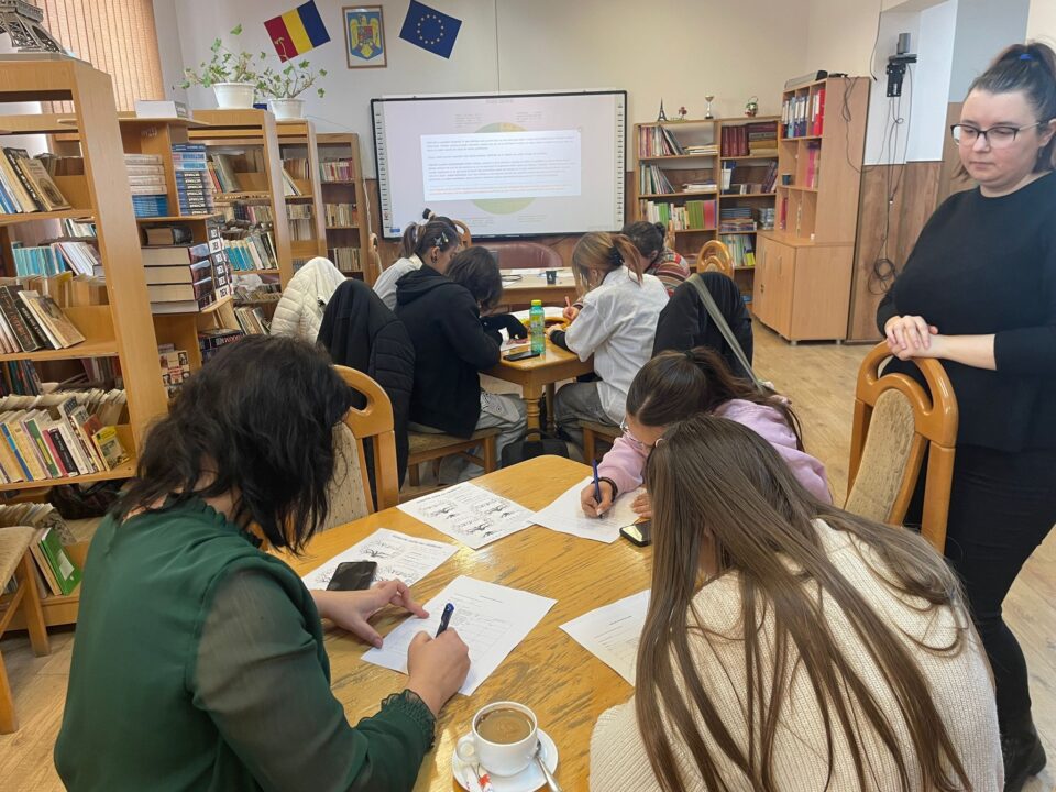 PAȘI SPRE VIITOR – orientare școlară și profesională pentru elevii claselor terminale