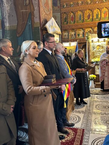 Prefectul de Suceava, Traian Andronachi, a sărbătorit Ziua Unirii împreună cu comunitatea din Broșteni