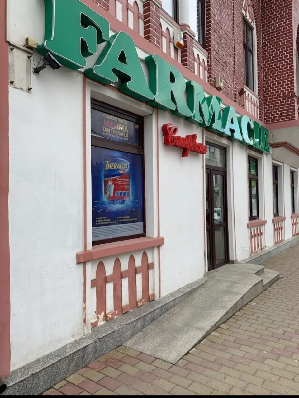 Farmacia Camphora 1 Vatra Dornei – campanie gratuită pentru evaluarea scalpului, între 26 și 30 ianuarie