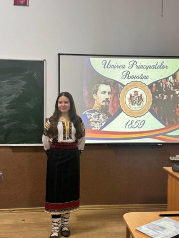 Ziua Unirii Principatelor Române, celebrată de elevi și profesori ai Colegiului „E. Hurmuzachi” Rădăuți